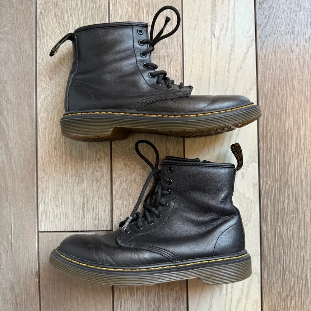 Dr. Martens kids black Leather boots